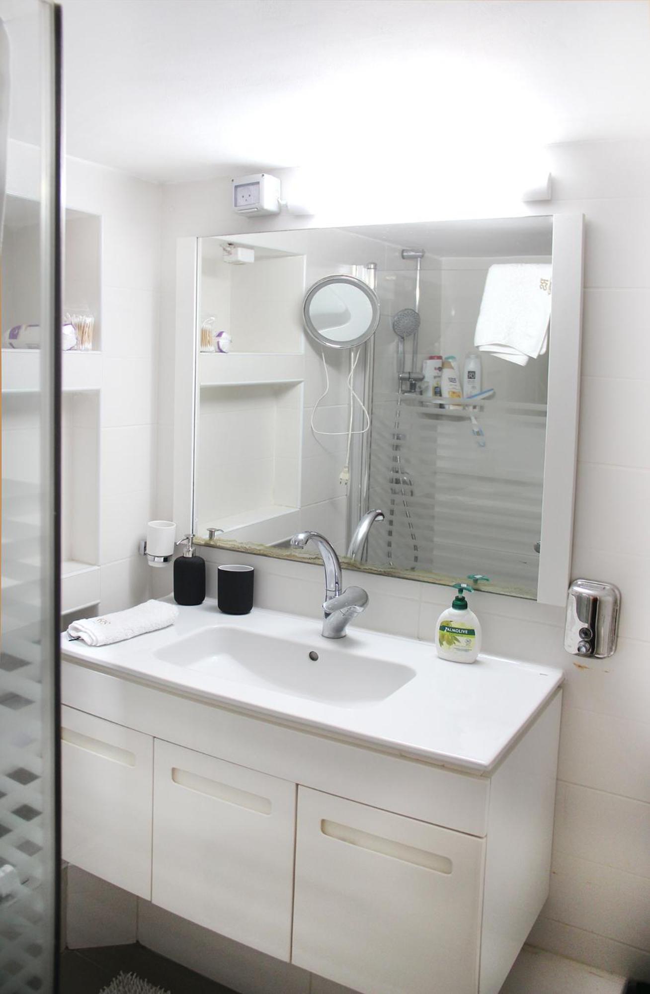 Boutique Apartment "Facing The Sea" Haifa Pokoj fotografie